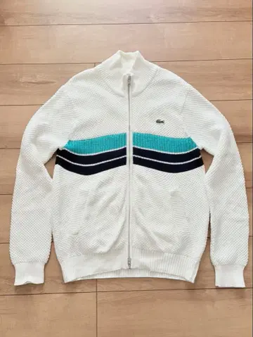 LACOSTE 화이트 가디건 니트 프랑스 4 US M 사이즈