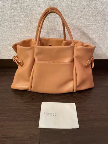 BARNEYS NEW YORK 핑크 베이지 핸드백