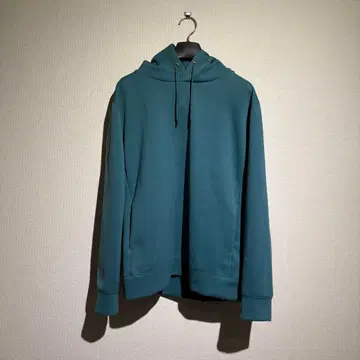 청록색 후드 부착 후드 맨투맨