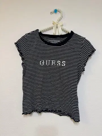 Y2K 헤이세이 갸루 GUESS 스트라이프 T셔츠 XS 블랙/화이트