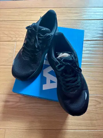 거의 미사용 HOKA BONDI9 본다이9 EU40 / 25cm