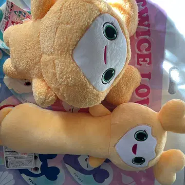 TWICE LOVELYS GiGO 지효 지브리