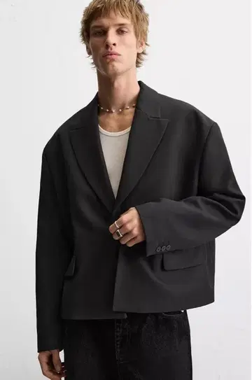 [ 미사용 ] ZARA 크롭 핏 블레이저
