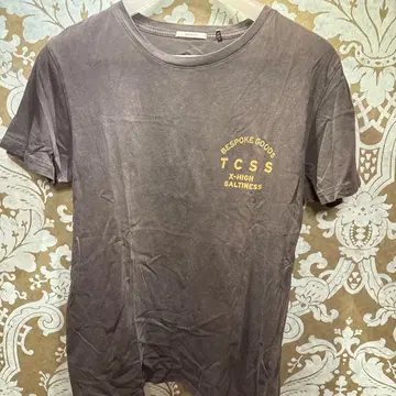 TCSS 그래픽 프린트 티셔츠 B'z 이나바 씨 착용