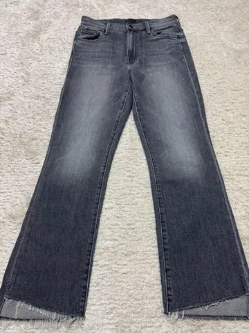 MOTHER 그레이 부츠컷 데님