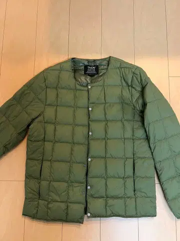 TAION 올리브 그린 다운 자켓
