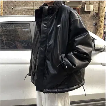 BUDZ 블랙 가죽 보아 자켓