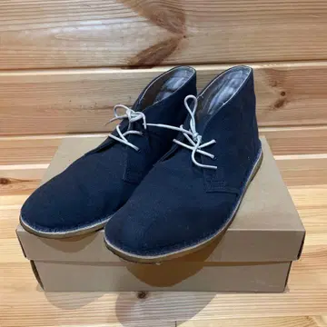 클락스, 네이비 캔버스 처카 부츠