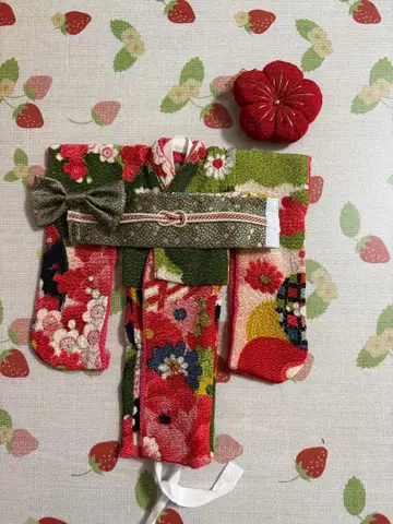 브라이스 아웃핏 주니문 순수 실크 크레이프 원단 후리소데 그린