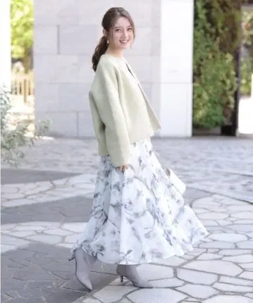 [ 미사용 ] Apuweiser-riche 브러쉬 플라워 메쉬 스커트