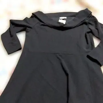 택 포함 블랙 터틀 A라인 원피스