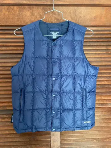 Fidelity 네이비 다운 베스트 이너 다운 스냅 버튼