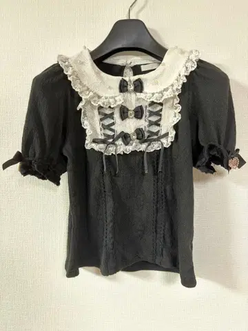 [ LIZLISA ] 프릴 반팔 블라우스 블랙