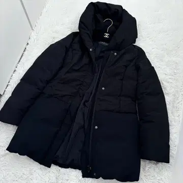 INDIVI 다운 90% 이소재 다운 코트 블랙