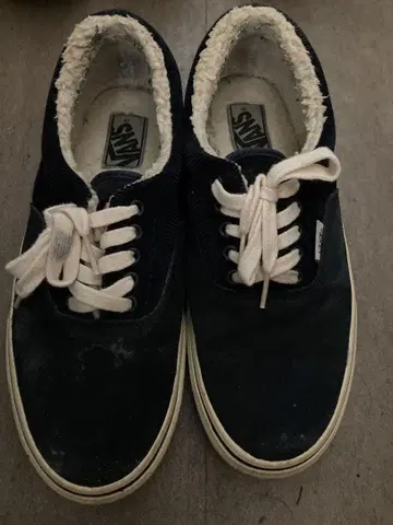 VANS 네이비 스니커즈