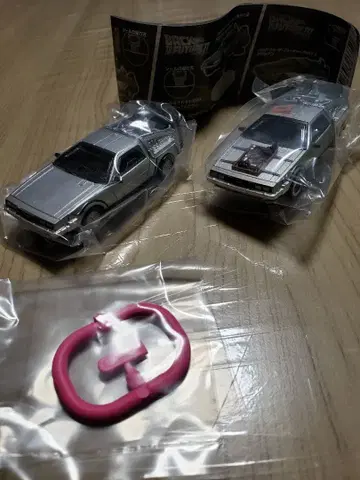 백 투 더 퓨처 델로리안 2대 세트