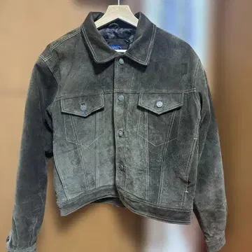 스웨이드 원단 짧은 기장 자켓