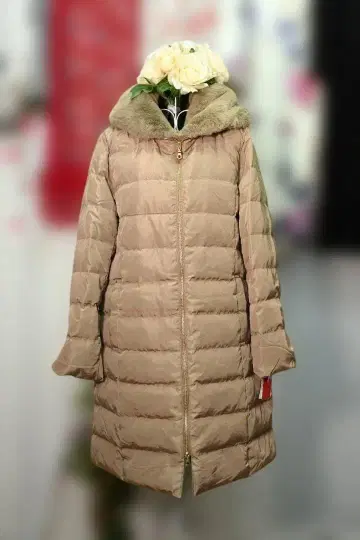 새상품 추가 10% OFF 후드 부착 따뜻한 롱 다운 코트 9152