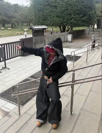 elev 블랙 퍼 후드티/퍼 자켓