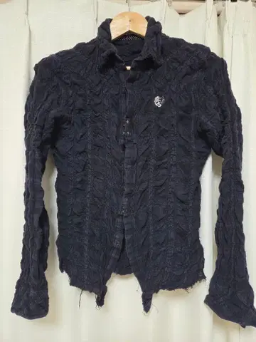 긴팔 셔츠  와이어 새상품급