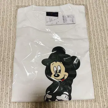 란탄 미키 콜라보 T셔츠 M 사이즈