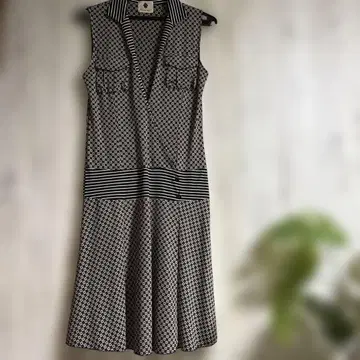 빈티지 슬리브리스 레이어드 스타일 원피스