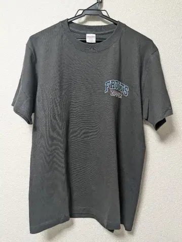 FRUITSZIPPER 백 로고 T셔츠 [구매 후 미착용품]