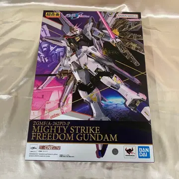초합금 마이티 스트라이크 프리덤 건담
