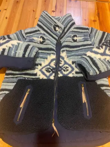 보아 플리스 퀼팅 리버서블 자켓