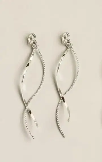 나데시코 스타일 교체용 백 캐치 웨이브 라인 플라티나 컬러