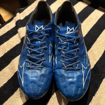 미즈노 축구화 알파