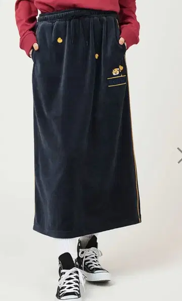 그라니프 이카쿠 벨로아 웨트 스커트