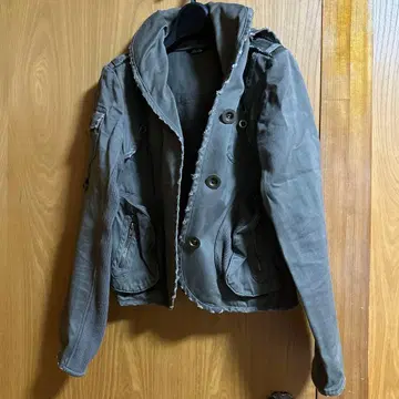 그레이 밀리터리 후드 부착 자켓