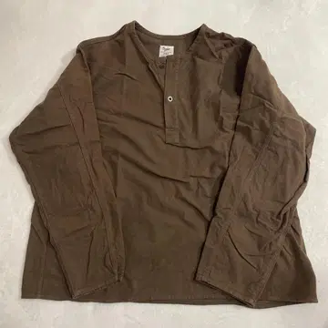 글로스터 GLOSTER 밀리터리 슬리핑 셔츠 헨리넥 브라운