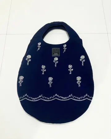 미나 페르호넨 에그 백