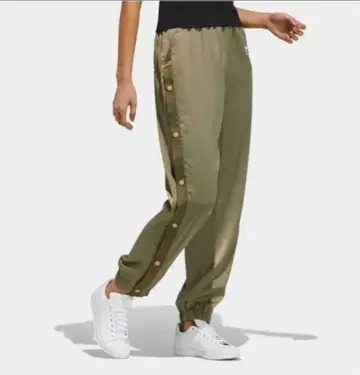 아디다스 파라슈트 새틴 팬츠 카키