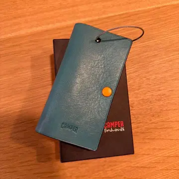 CAMPER 파랑 가죽 키케이스