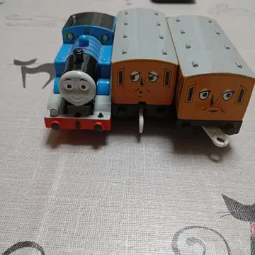 토마스와 여객차 2량 세트