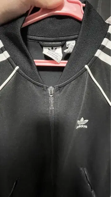 adidas 블랙 스트라이프 저지