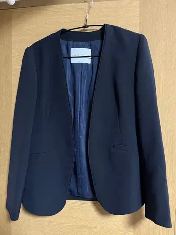 TOMORROWLAND 노카라 자켓 36 사이즈 클리닝 이후 발송