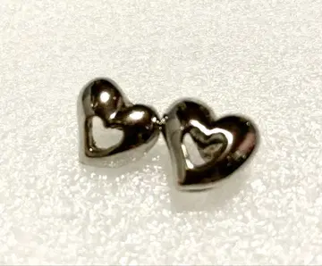 하트형 실버톤 귀걸이