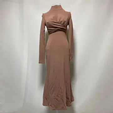 LOVAN 브라운 타이트핏 니트 원피스