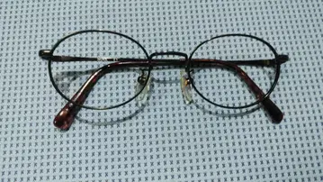 트래디셔널 브랜드 NOVA 블랙 타원형 프레임 미사용품 레트로