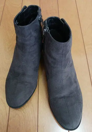 NUOVO 모스그린 숏부츠 M 사이즈