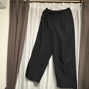 WYM 블랙 플리츠 와이드 팬츠 M 사이즈