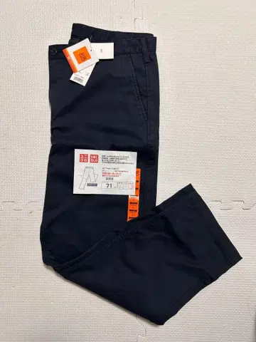 유니클로 웜 팬츠 블록 테크 슬림핏 치노 [ 새상품 ] 방풍