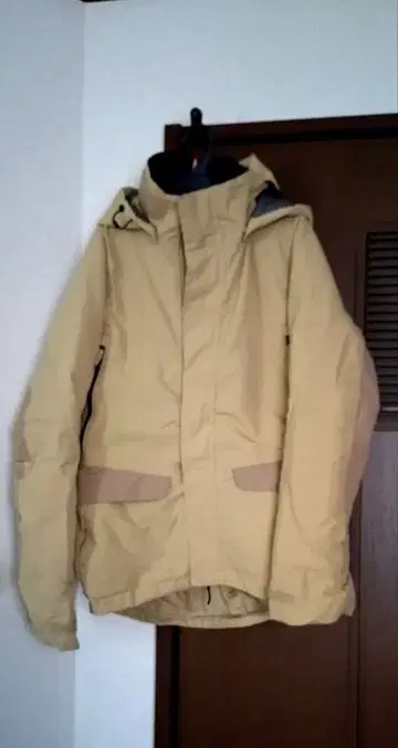 워크맨 이지스 리플렉트 투습 방수 방한 후드 부착 자켓 베이지