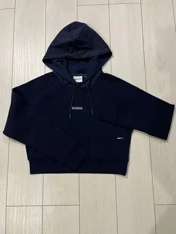 TaylorMade M 네이비 크롭 후드티