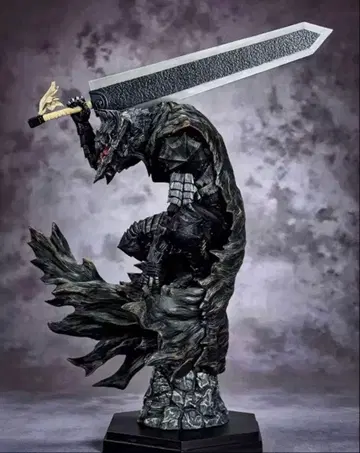 갓츠 광전사의 갑옷 베르세르크 액션 피규어