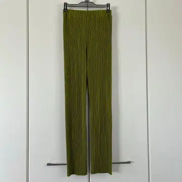올리브 그린 플리츠 와이드 팬츠